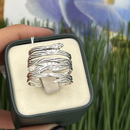 Серебряное кольцо-зажим Змея