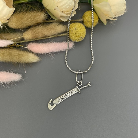 Серебряный кулон Кинжал
